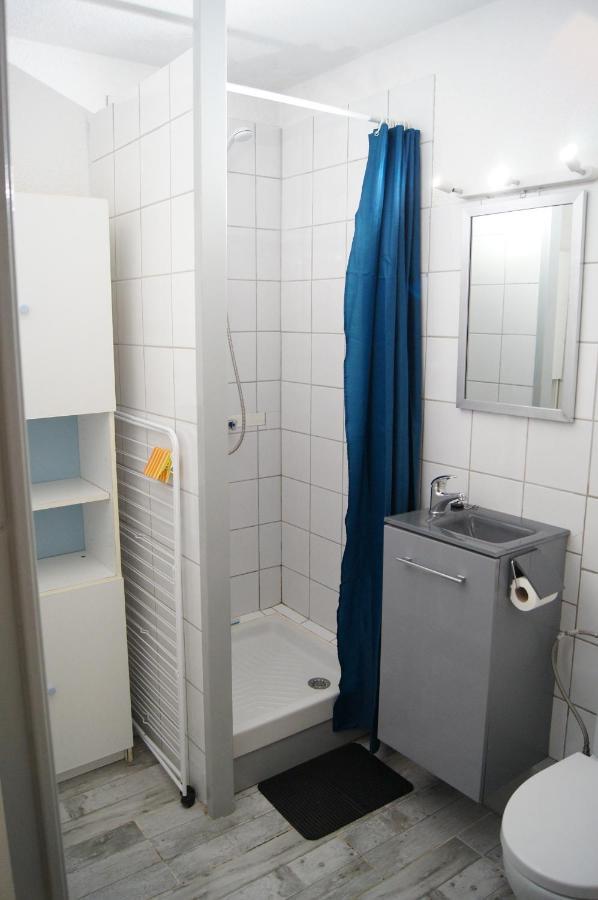 Lara 2 - T2 Balcon Piscine Lit Double & Clic-Clac Parking Pres Du Centre-Port Et Ile Loisirs Agde Exteriör bild
